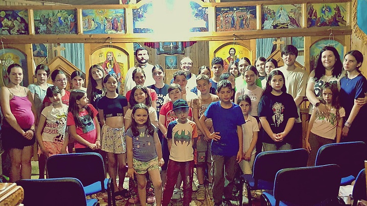  O experiență de neuitat: Tabăra pentru copii și tineri la Mânăstirea „Coborârea Sfântului Spirit” din Molișet