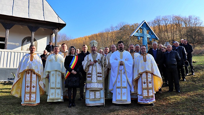 FOTO/VIDEO: Vizită pastorală și serbare de hram în parohia greco-catolică Livada (Șchiopi)