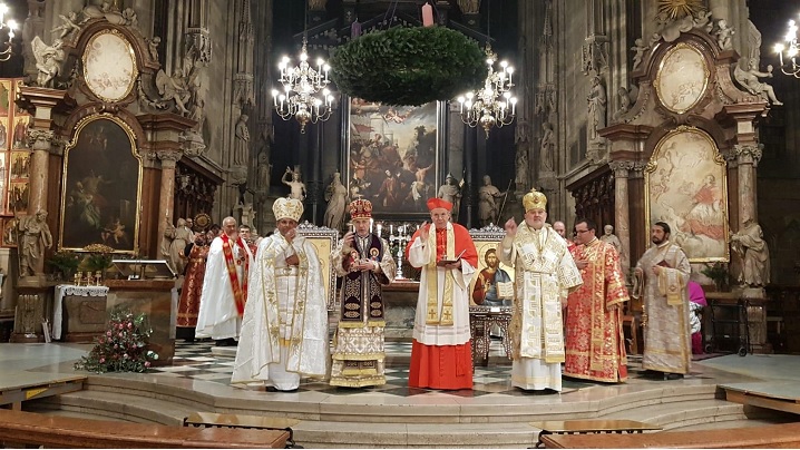 FOTO: Simpozion despre Biserica Greco-Catolică română și Sfânta Liturghie în domul Sfântul Ștefan din Viena